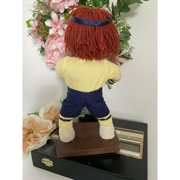 1992 Distinguished Dolls Collection Tennis Player - Picture 9 of 12